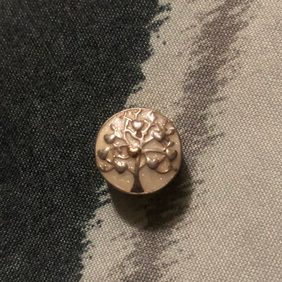 Pandora Tree of Life Charm - Picture 2 of 4